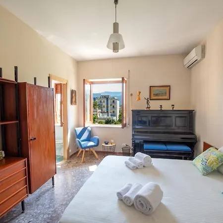 Bed & Breakfast Wagaya Center