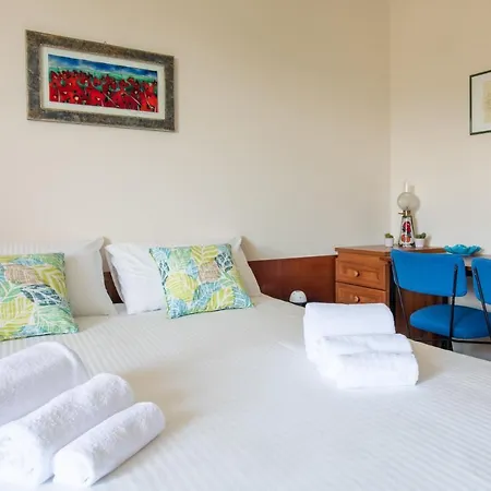 Bed & Breakfast Wagaya Center